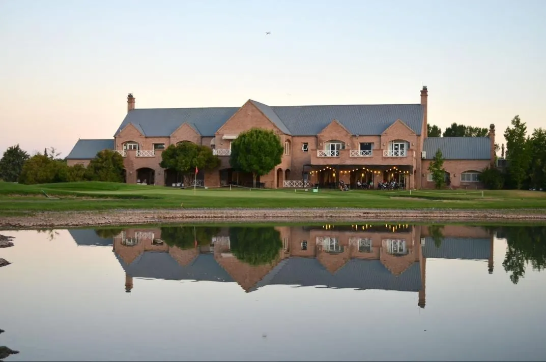 Lote 1.125 m² en La Vacherie Country Golf — Lunlunta — foto 1