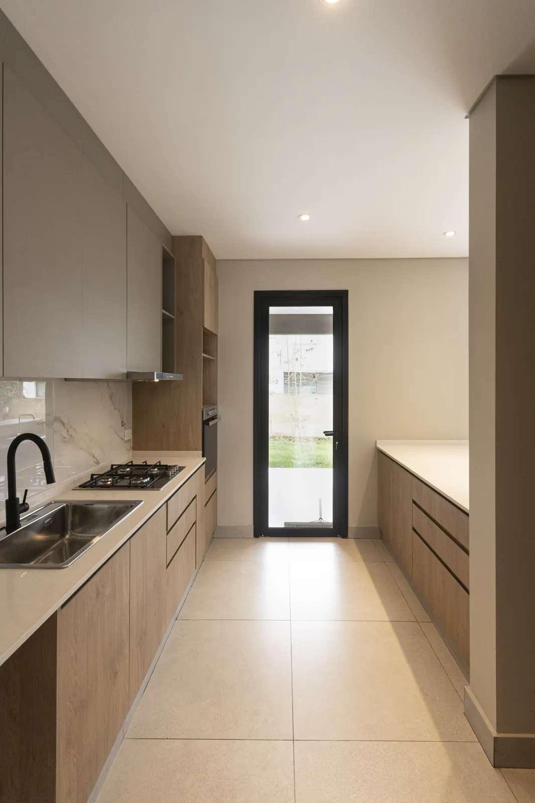 Casa 3 dorm. a estrenar en Barrio Rincón Viamonte — Chacras de Coria — foto 2