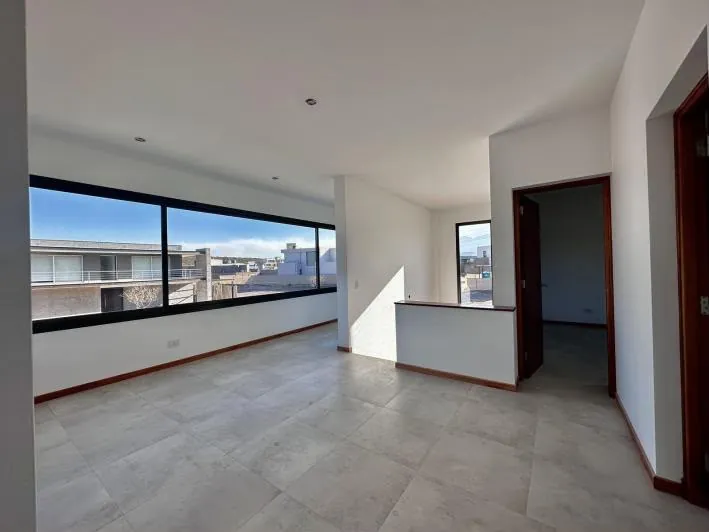 Casa 3 dorm. en Barrio Aguaribay, Sector Valle — Vistalba — foto 6