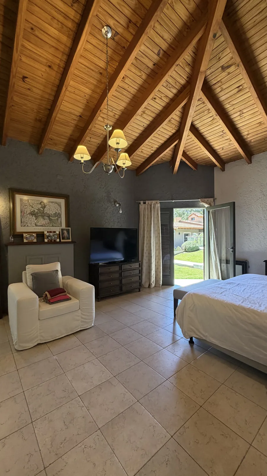 Casa 3 dorm. + departamento independiente en Chacras de Coria — foto 5