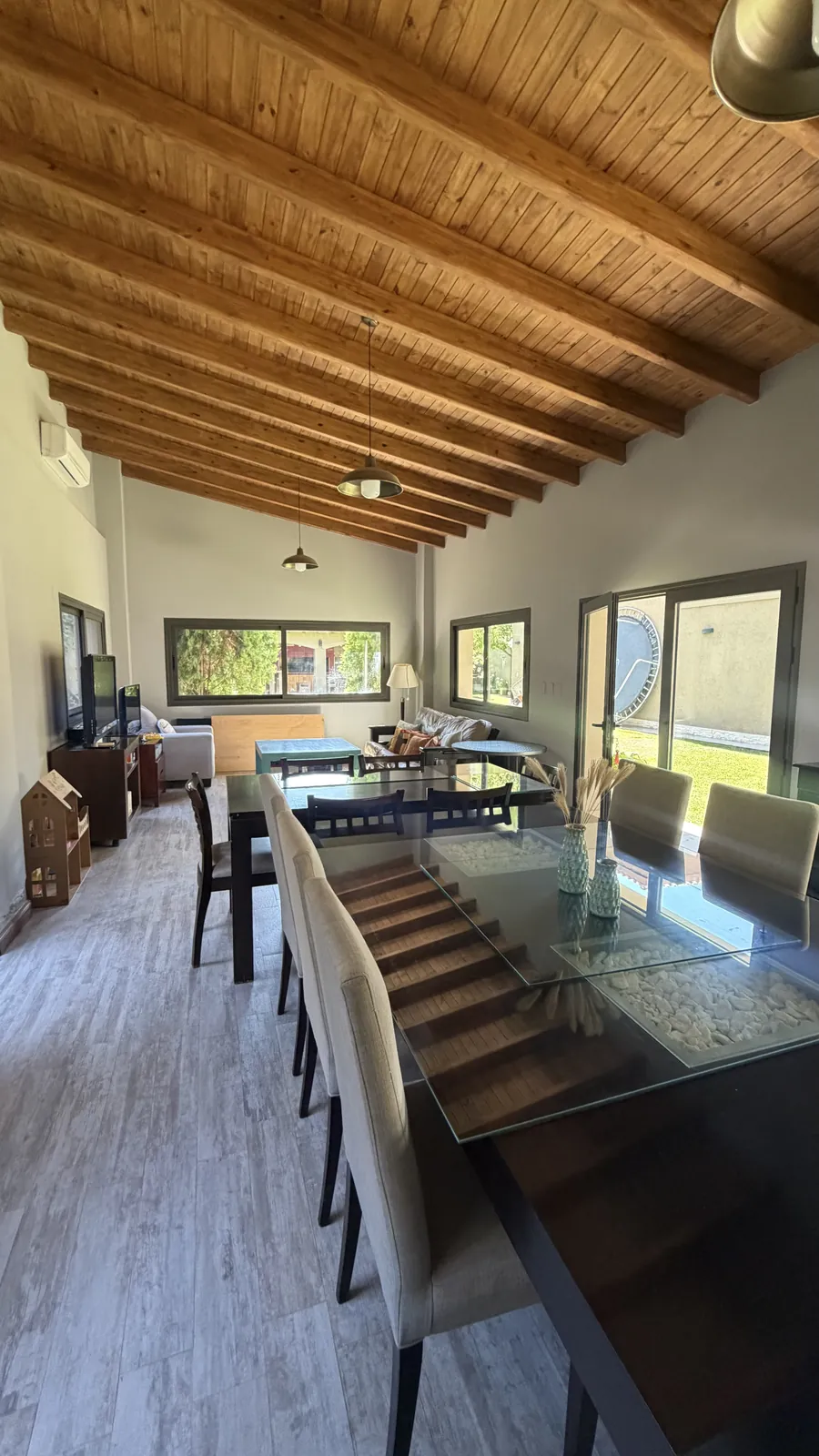 Casa 3 dorm. + departamento independiente en Chacras de Coria — foto 14